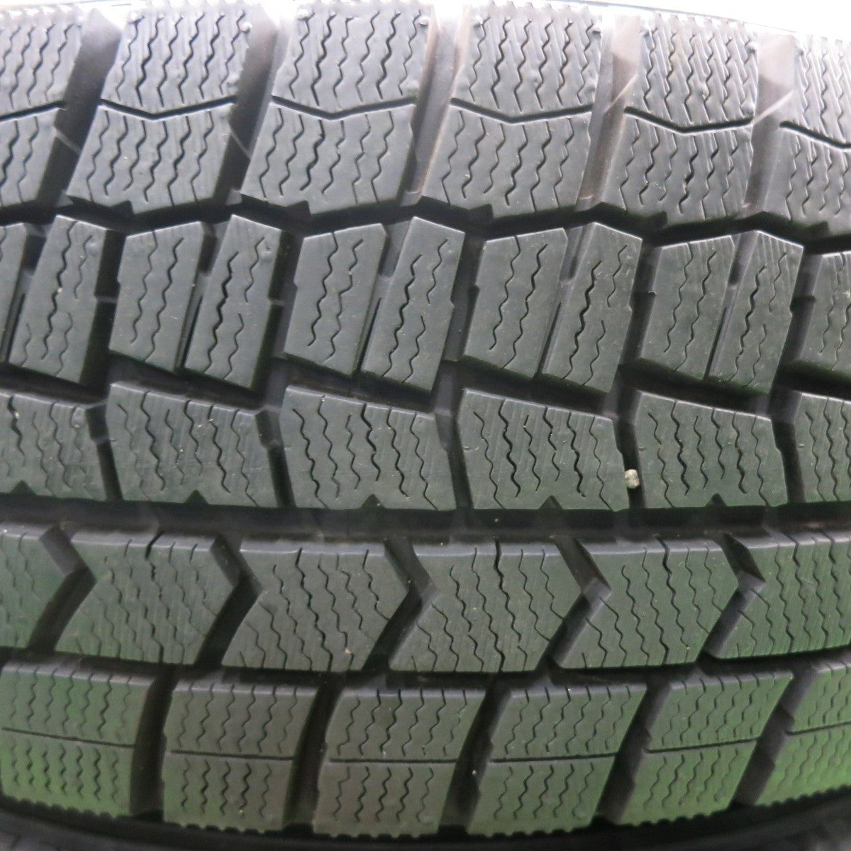 バリ溝！23年！9.5分以上★スタッドレス 185/60R15 ダンロップ ウインターマックス WM02 TOPY スチール 15インチ PCD100 114.3/4H マルチ★4111203HAス