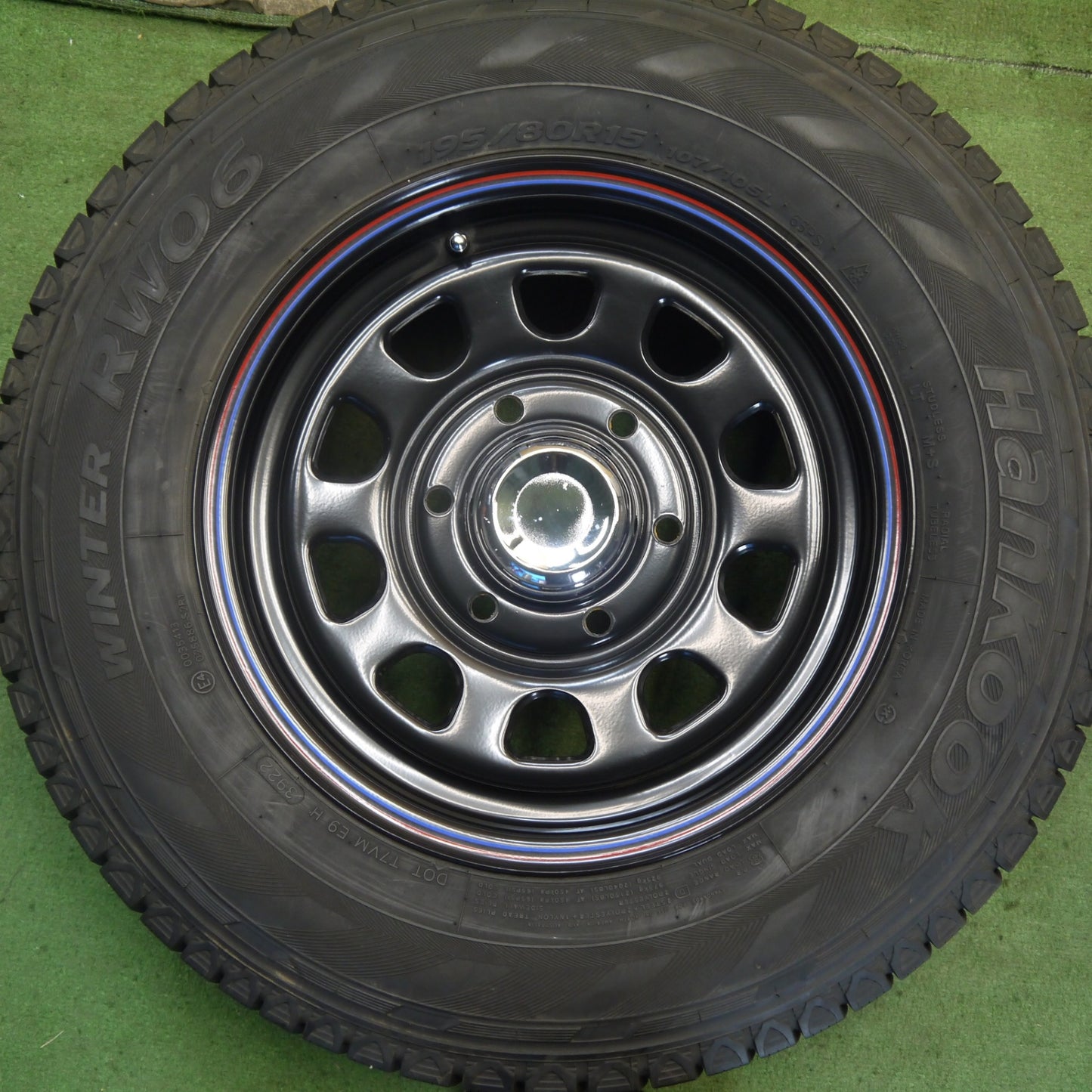 バリ溝！22年！キレイ！9.5分★スタッドレス 195/80R15 107/105L ハンコック ウインター RW06 DAYTONA デイトナ スチール 15インチ PCD139.7/6H★6060302Hス