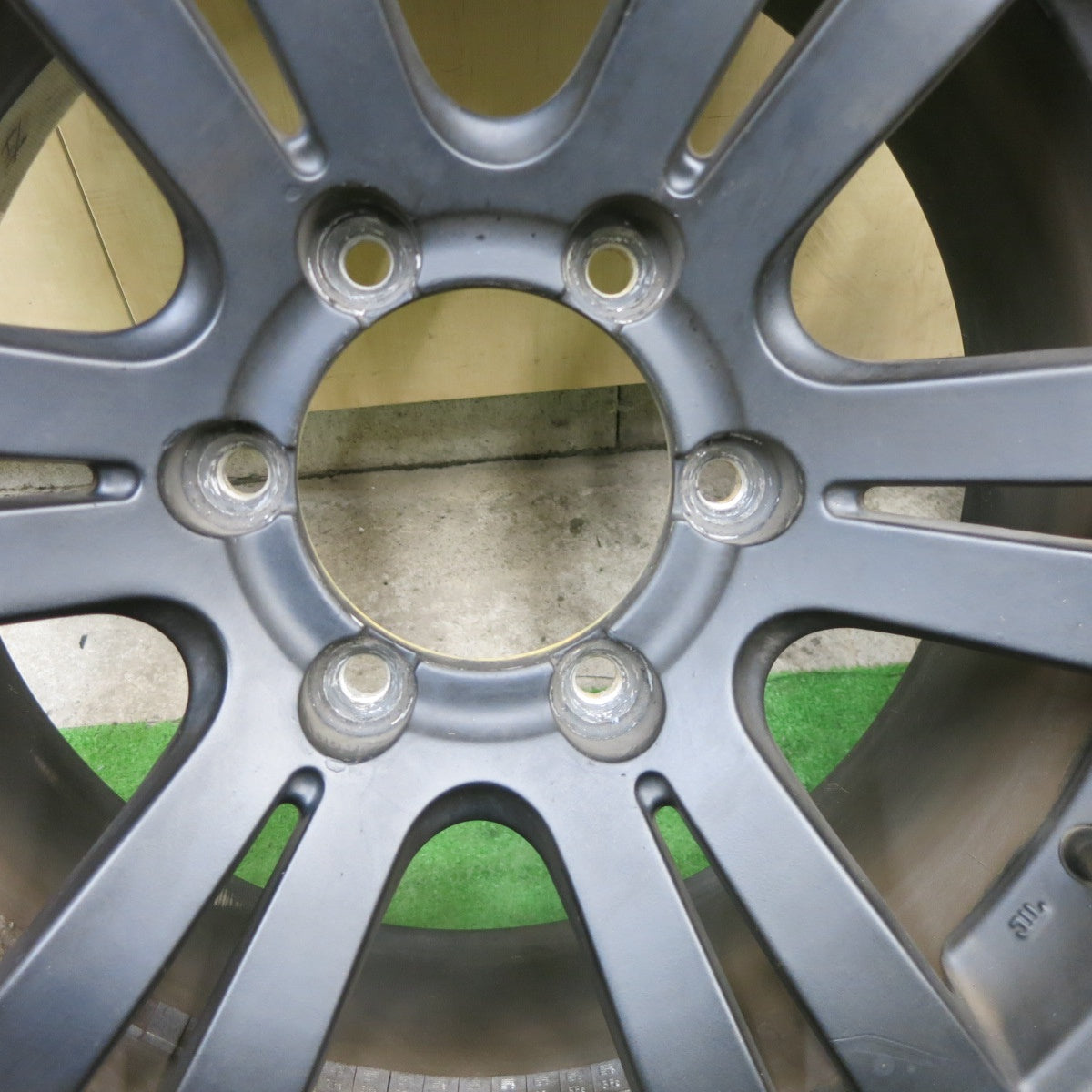 バリ溝！23年！キレイ！9.5分★スタッドレス 265/65R17 ブリヂストン ブリザック DM-V3 社外 アルミ 17インチ PCD139.7/6H★6011303ナス