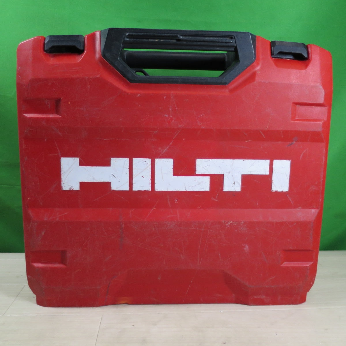 [送料無料] バッテリー2個付き☆HILTI ヒルティ インパクトドライバー SID 4-A22 電動 工具 充電式 DIY コードレス  ①☆