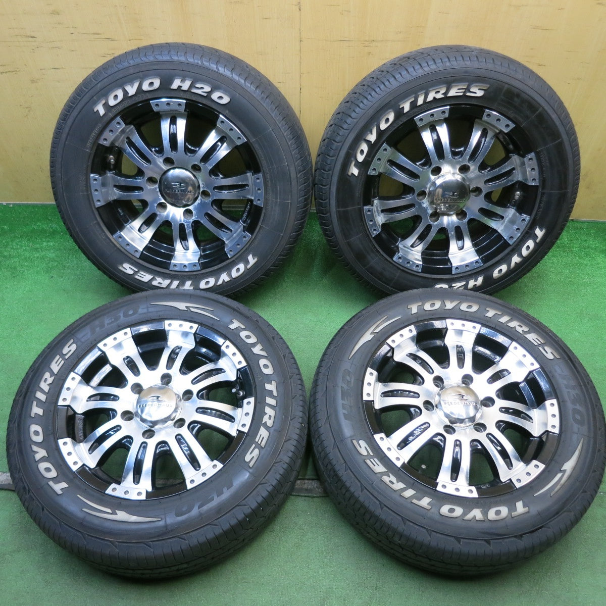 バリ溝！23年！9.5分◎FLEDERMAUS CUERVO8 215/65R16 トーヨー H20 H30 ホワイトレター フレーダーマウス クエルボ8 16インチ PCD139.7/6H◎6072503HAノ