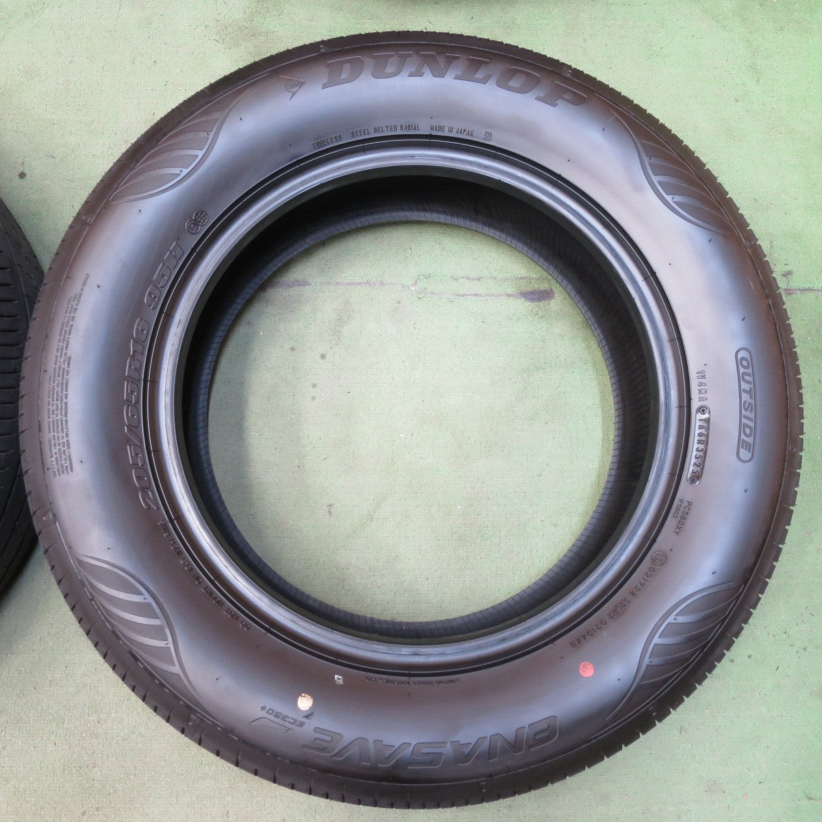 新車外し！25年★205/65R16 ダンロップ エナセーブ EC350+ タイヤ 16インチ ヤリスクロス セレナ 等★6071402イノタ