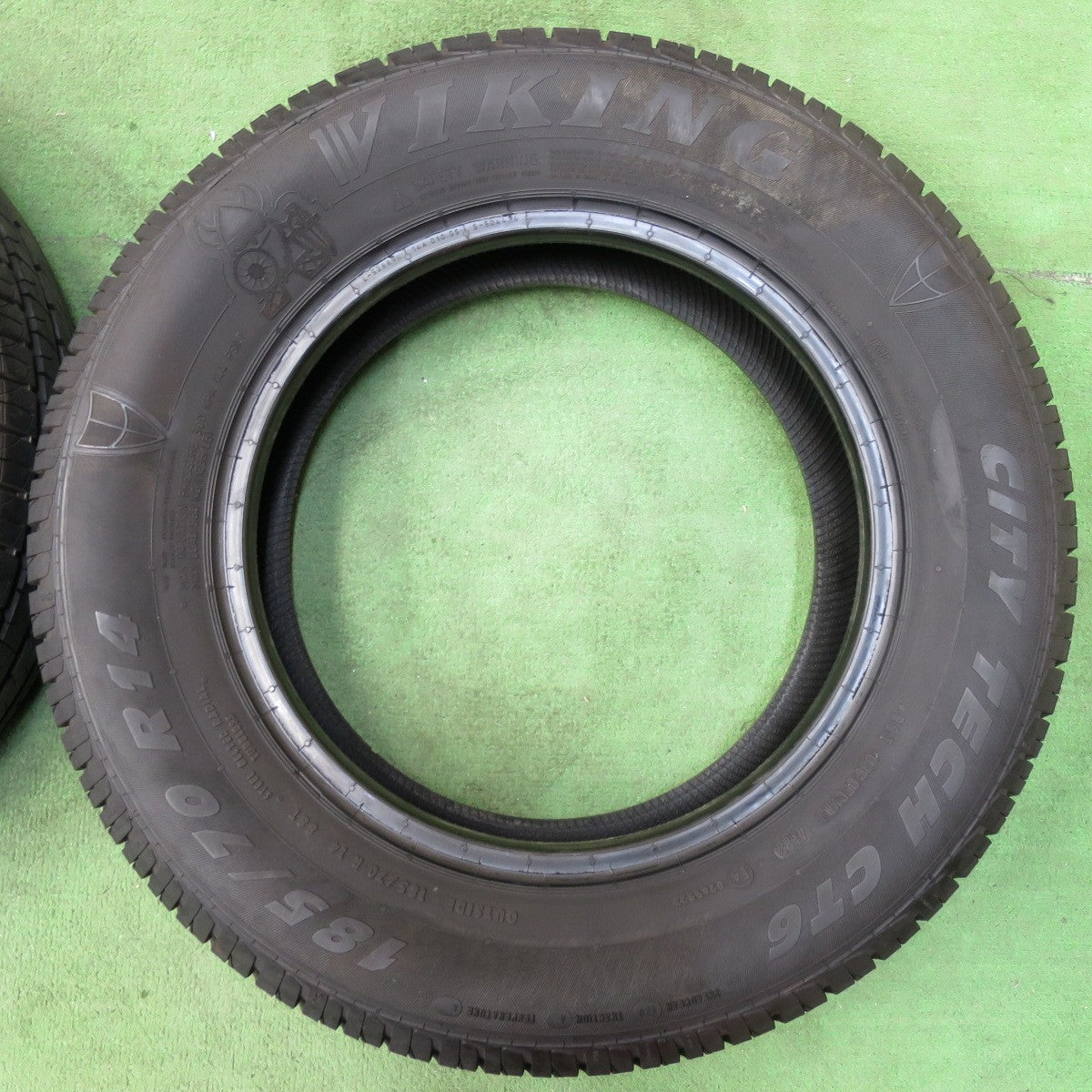 [送料無料] バリ溝！22年！ほぼ10分★185/70R14 バイキング CITY TECH CT6 タイヤ 14インチ ノート フリード セレナ 等★5010813イノタ