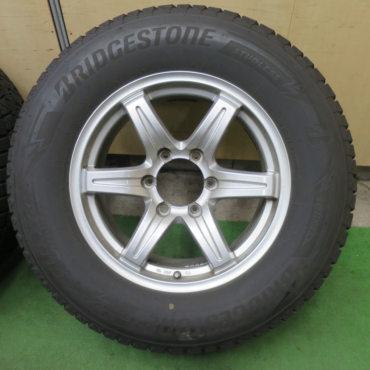 4本価格！23年★スタッドレス 265/65R17 ブリヂストン ブリザック DM-V3 社外 アルミ 17インチ PCD139.7/6H★6013111ナス