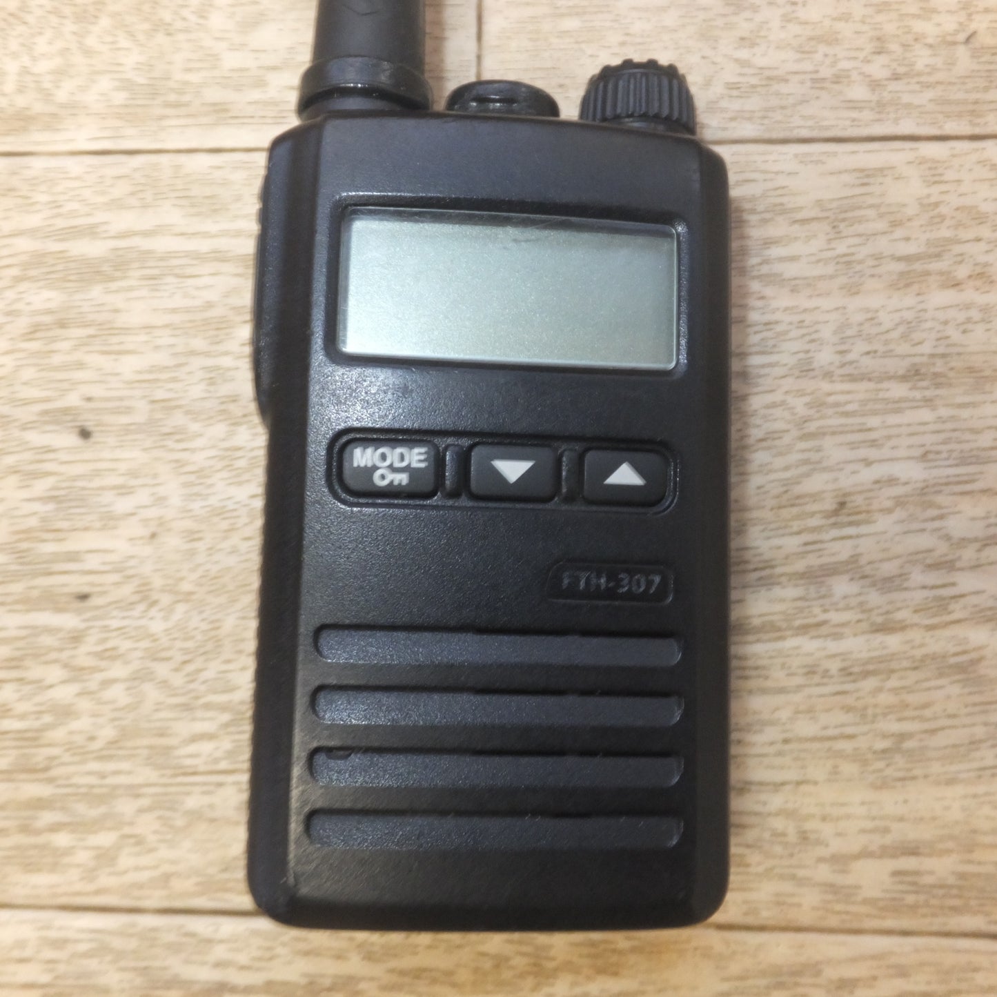 [送料無料] 現状品★バーテックススタンダード STANDARD 特定小電力トランシーバー FTH-307★