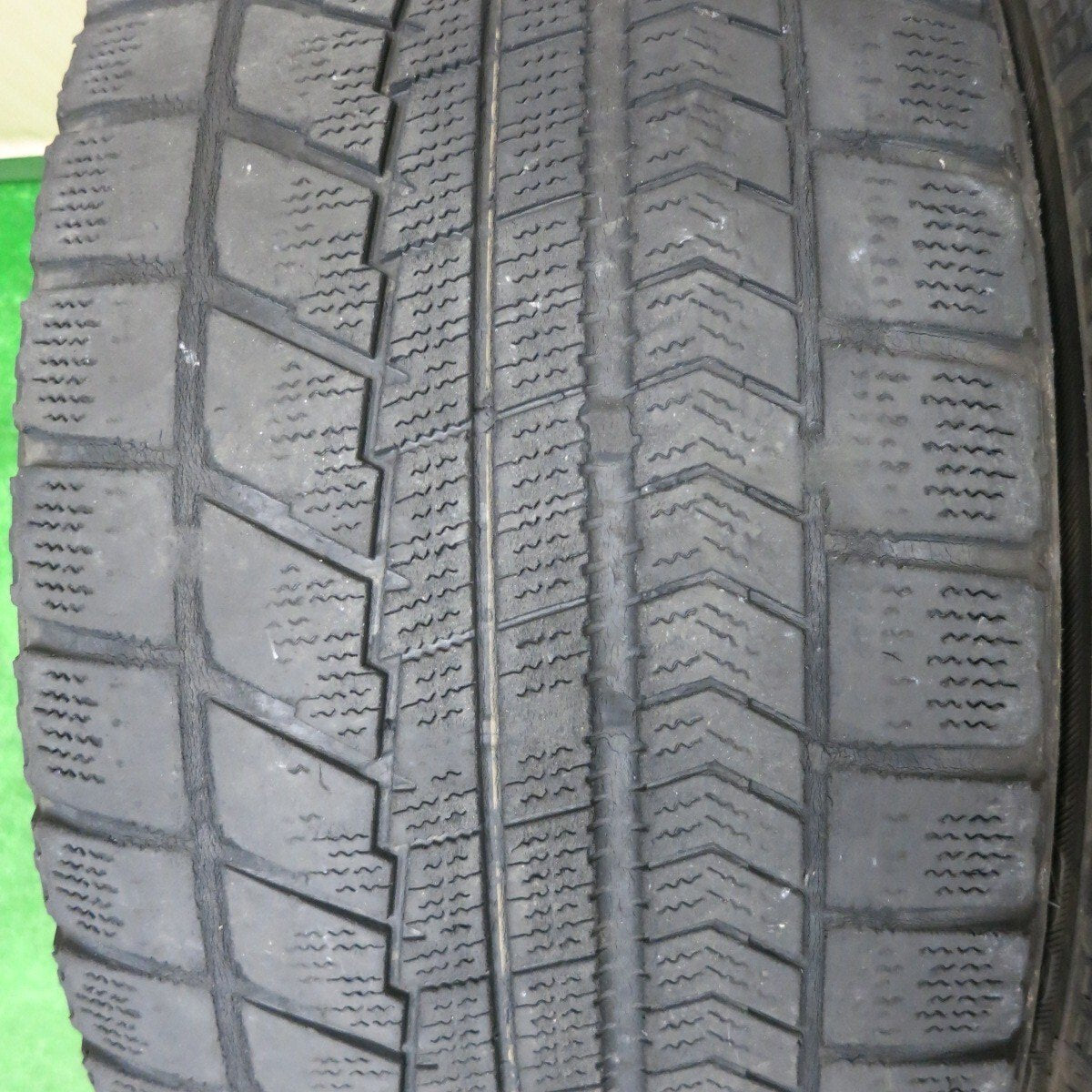 4本価格★レクサス等 阿部商会 LaStrada LEVIS 225/50R18 スタッドレス ブリヂストン ブリザック RFT PCD114.3/5H★4111406NJス