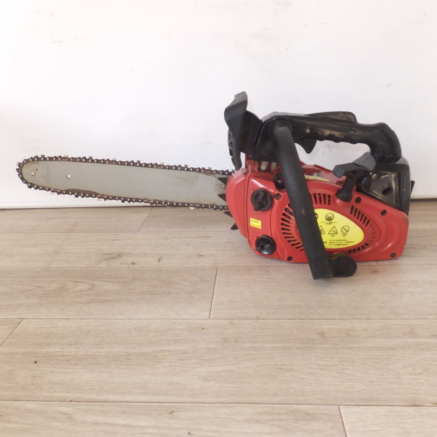 [送料無料] 岐阜発★ナカトミ DREAM POWER エンジンチェーンソー ECS-26D/N1　排気量 25.4mL★