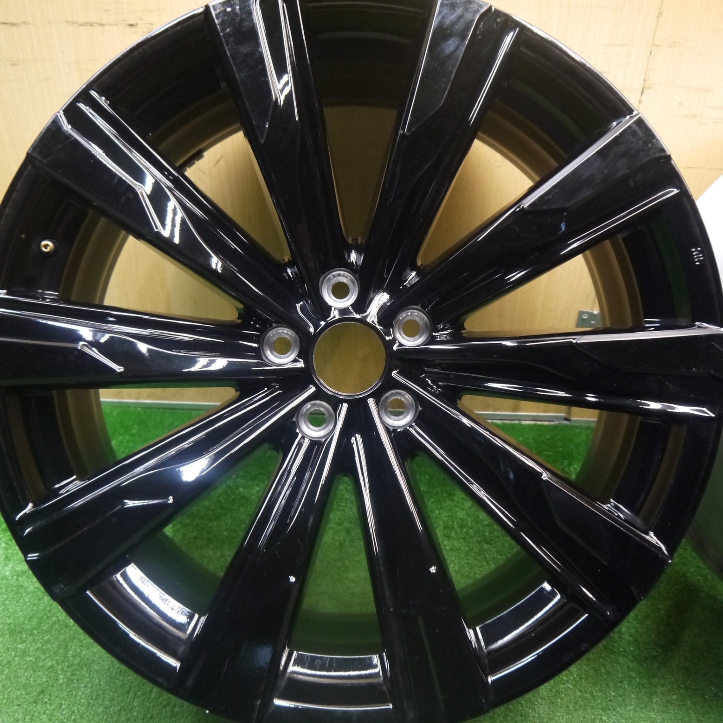 キレイ★トヨタ クラウン スポーツ Z 純正 ホイール 21インチ 21×8.5J PCD114.3/5H★6010603Hホ