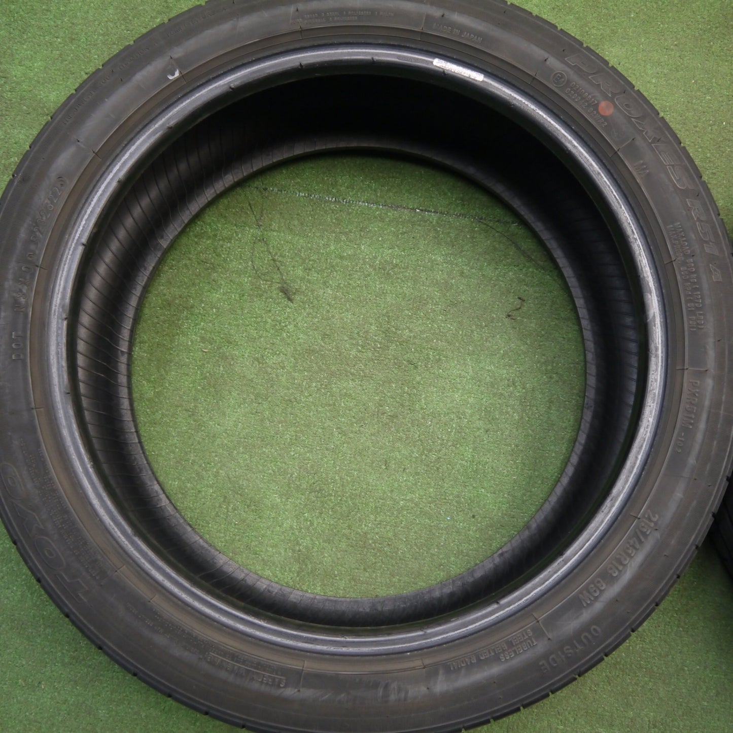 バリ溝！22年！9分★215/45R18 トーヨー プロクセス R51A PROXES タイヤ 18インチ マツダ3 ノア ヴォクシー 等★6021804Hノタ