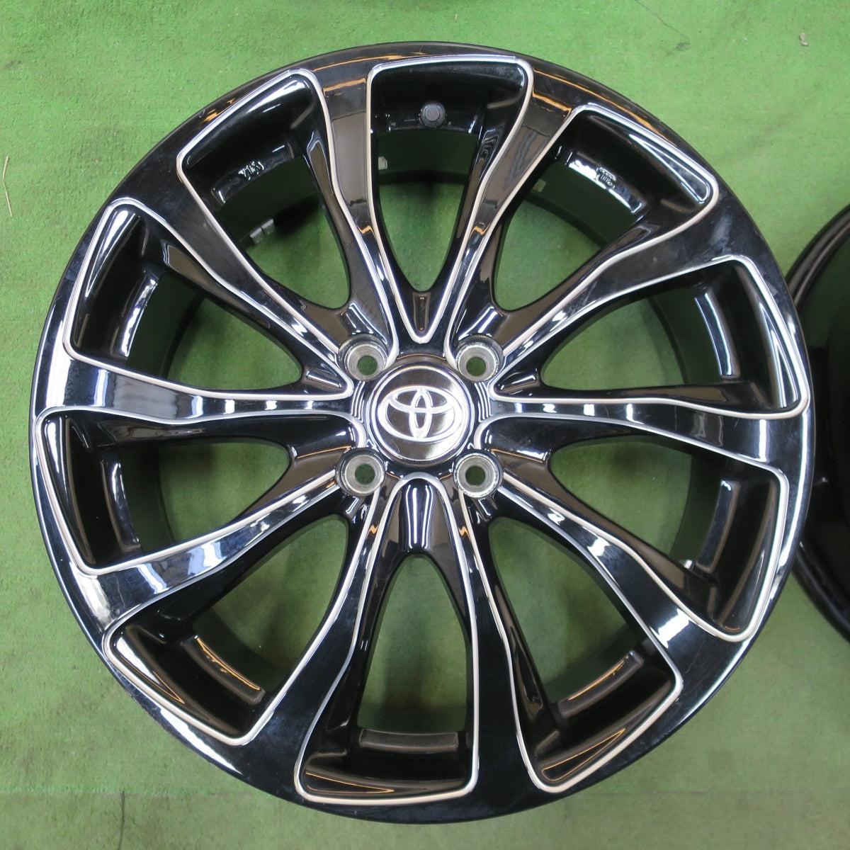4本価格◎トヨタ ライズ ダイハツ ロッキー 純正 オプション BALMINUM T10 バルミナ ホイール 17インチ 17×6J PCD100/4H◎6082201NGホ