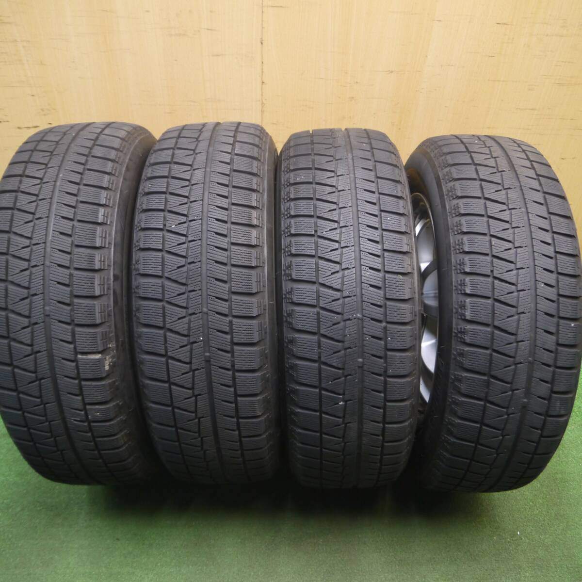 4本価格★トヨタ プリウスα 純正 205/60R16 スタッドレス ブリヂストン アイスパートナー2 16インチ PCD114.3/5H★5022511Hス