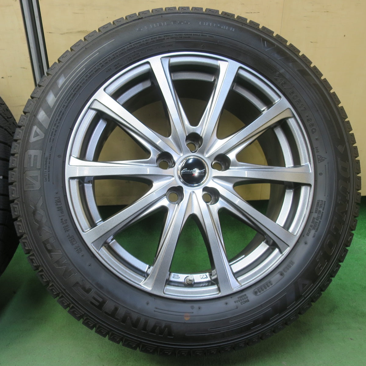 バリ溝！22年！キレイ！9.5分★スタッドレス 215/60R17 ダンロップ ウインターマックス 03 Eurospeed MANARAY SPORT ユーロスピード マナレイ 17インチ PCD114.3/5H★6052706イス