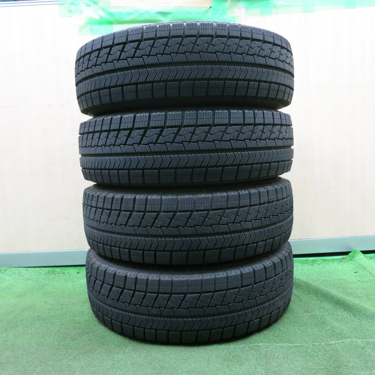*送料無料* バリ溝！20年！キレイ！8.5分★スタッドレス 195/70R15 ブリヂストン ブリザック VRX TOPRUN トップラン 15インチ PCD100/4H★4061802NJス