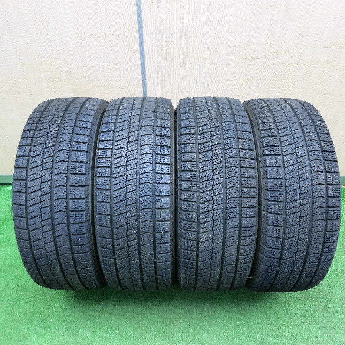 バリ溝！23年！9.5分★フォレスター 等 215/55R17 スタッドレス ブリヂストン ブリザック VRX2 BALMINUM バルミナ 17インチ PCD100/5H★5020301TNス