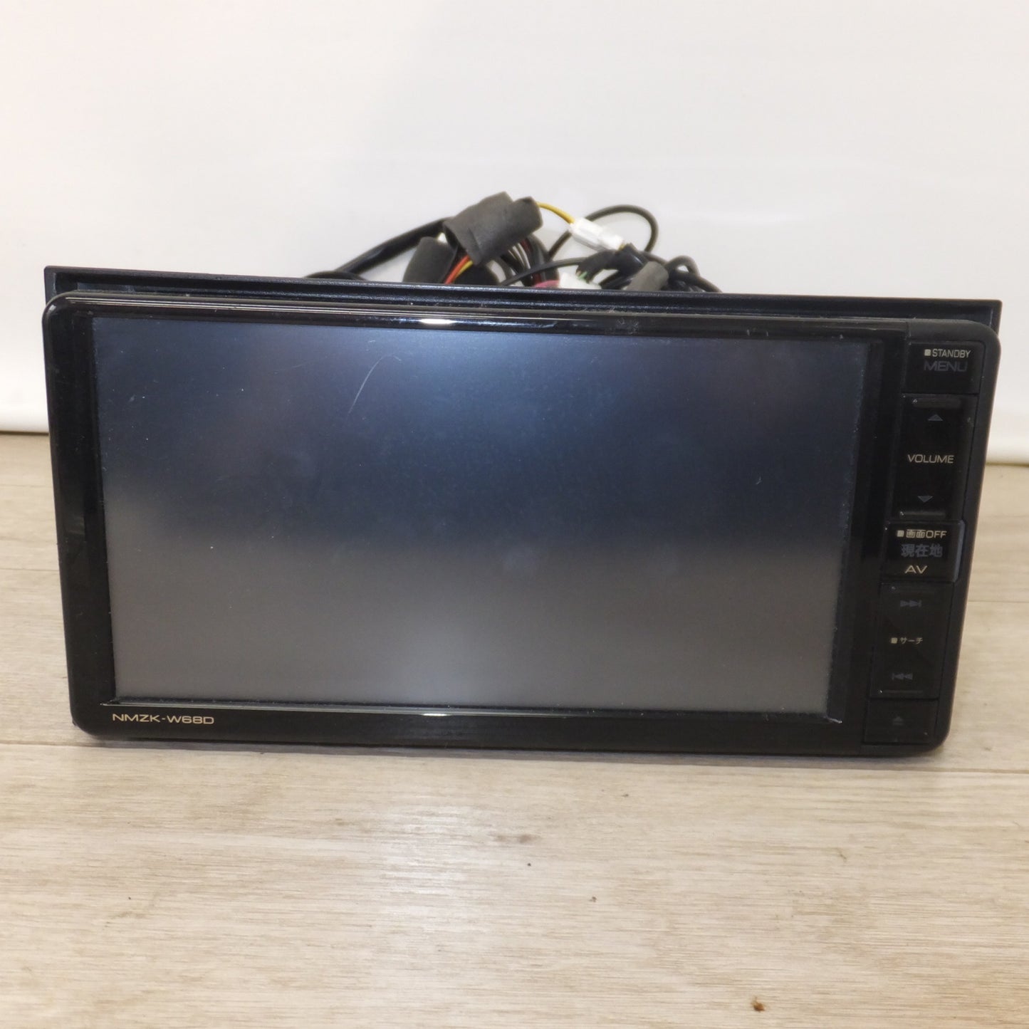 [送料無料] ★ケンウッド製 ダイハツ 純正 ワイド エントリーメモリーナビ NMZK-W68D[37]★