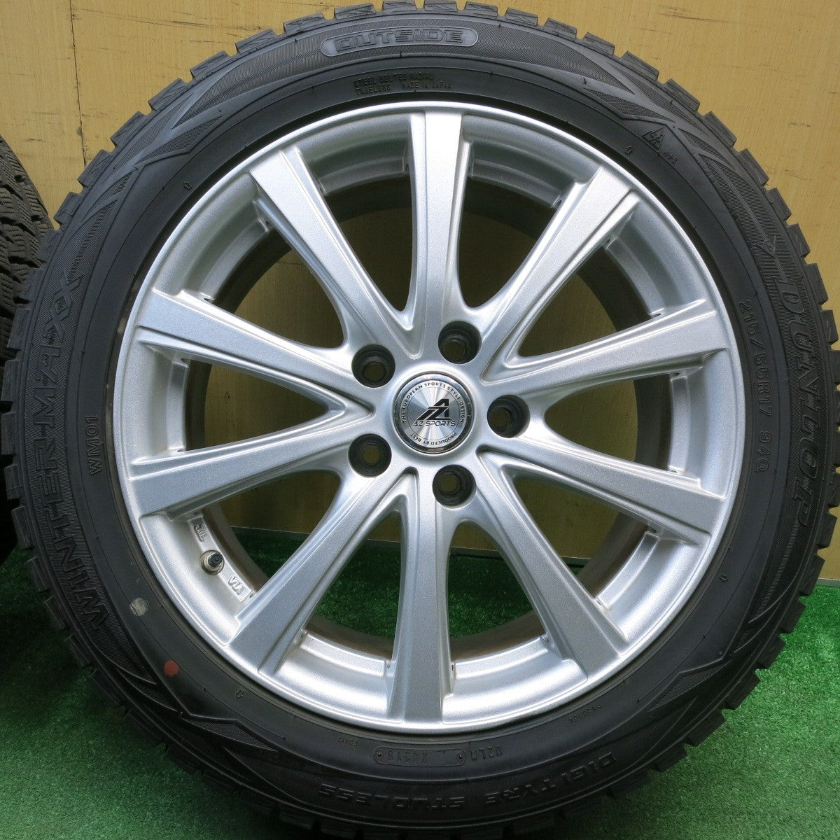 バリ溝！キレイ！8.5分★スタッドレス 215/55R17 ダンロップ ウインターマックス WM01 AZ SPORTS AZスポーツ 17インチ PCD114.3/5H★6012206HAス