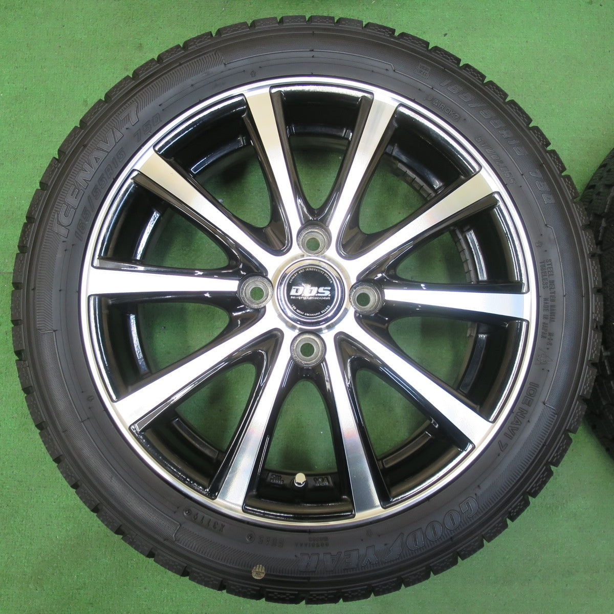 [送料無料] バリ溝！9分★スタッドレス 165/55R15 グッドイヤー アイスナビ7 D.O.S. DOS 15インチ 軽自動車 PCD100/4H★4111504イス