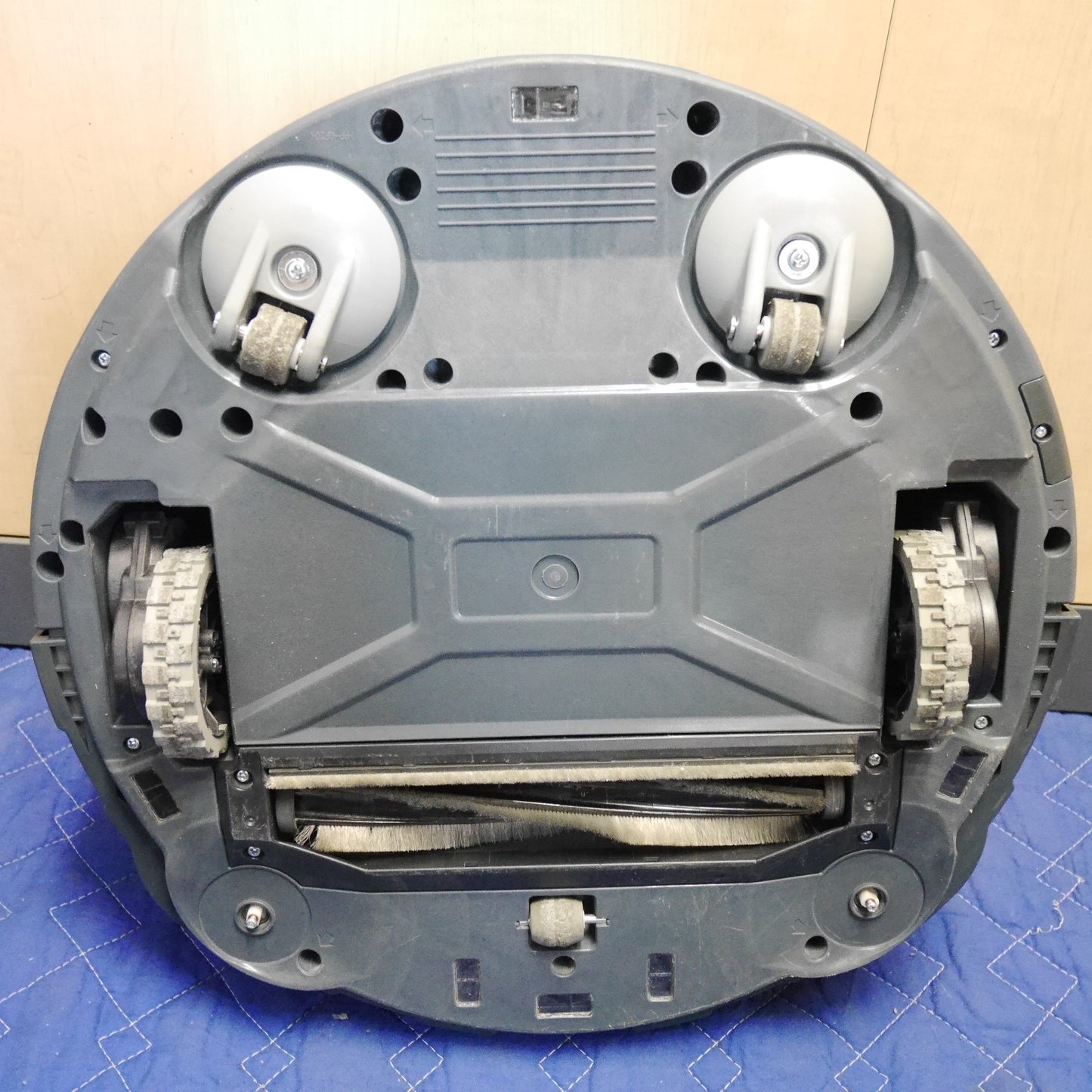 [送料無料] キレイ！付属品付き☆マキタ 充電式 ロボット クリーナー RC200D 業務用 ロボット 掃除機 18V makita 本体のみ☆