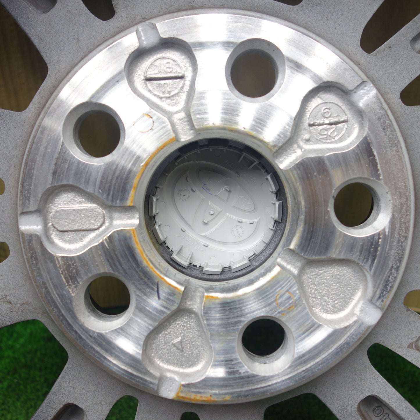 キレイ★トヨタ 90系 ノア ヴォクシー 純正 ENKEI ホイール 16インチ 16×6J エンケイ PCD114.3/5H★6010901KTホ