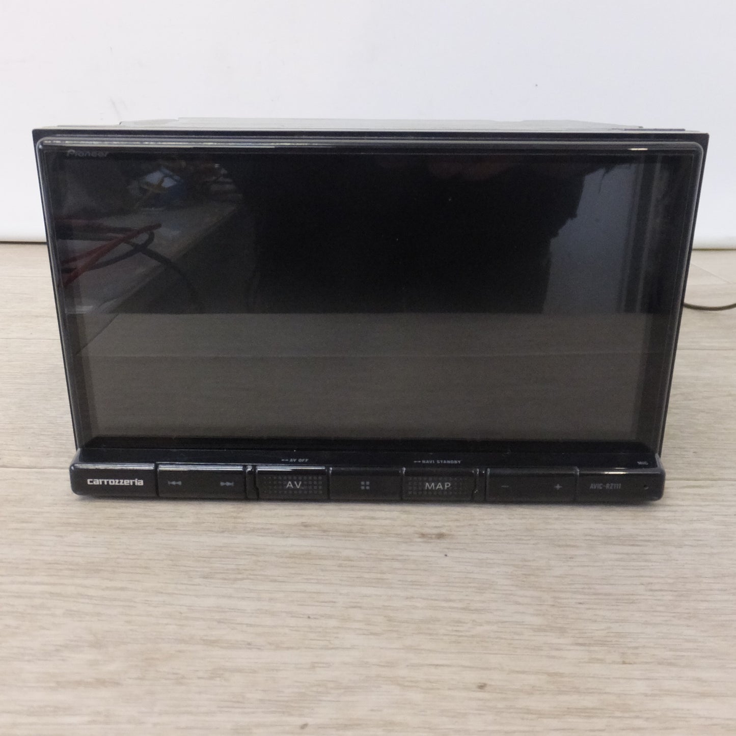 [送料無料] ★カロッツェリア carrozzeria AV一体型メモリーナビゲーション 楽ナビ AVIC-RZ111-B1(1)★