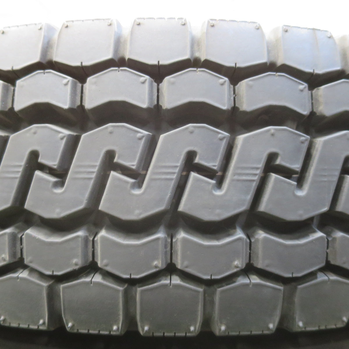 ほぼ未使用！25年！6本★トラック タイヤ 205/85R16 117/115N ブリヂストン エコピア M812 16インチ ミックス オールシーズン★6010917イスタ