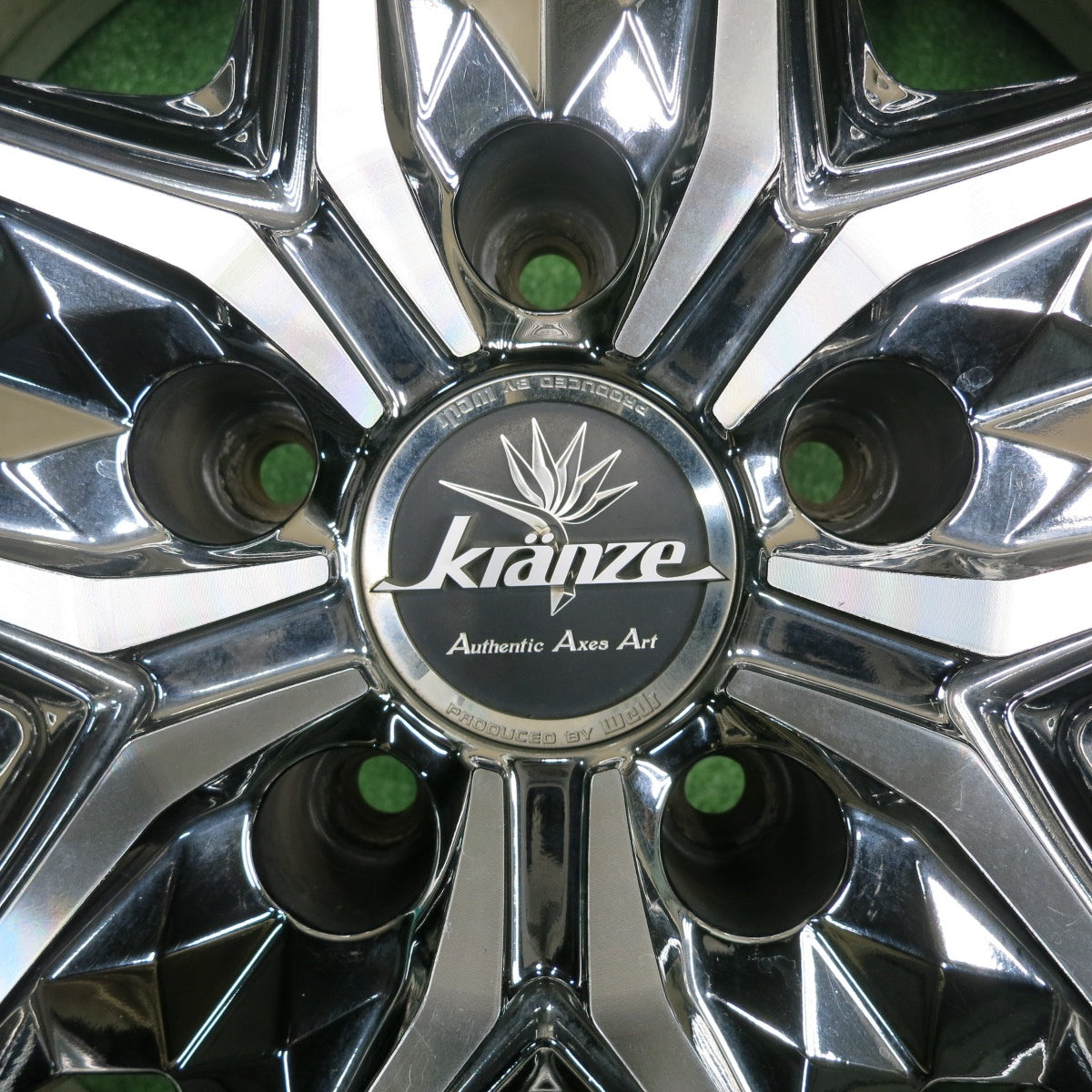 [送料無料] バリ溝！23年！キレイ！9.5分★kranze SCINTILL 245/40R20 ヨコハマ BluEarth-RV RV03 クレンツェ シンティル 20インチ PCD114.3/5H★4111809TNノ