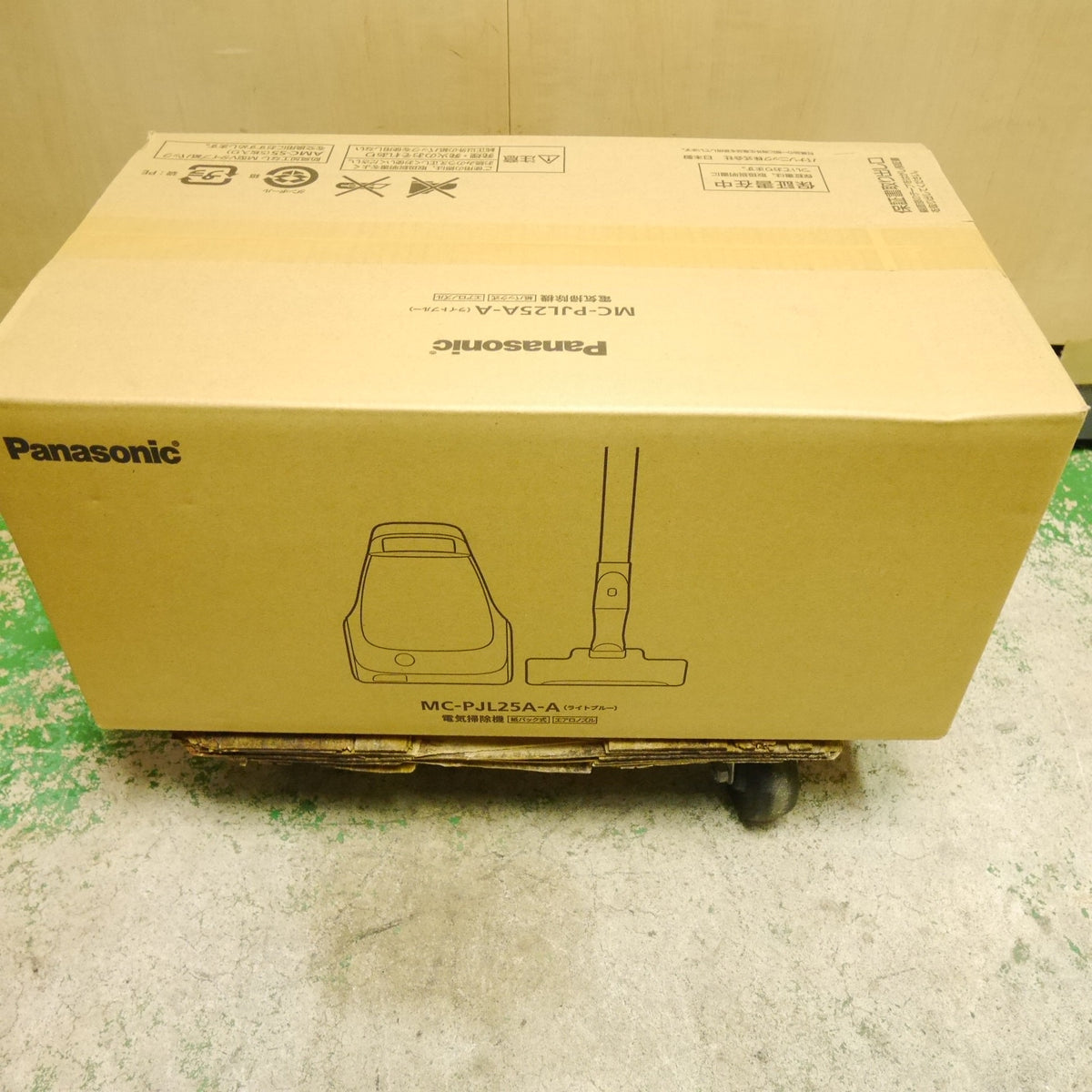 未使用☆Panasonic 紙パック 式 キャニスター 掃除機 MC-PJL25A-A ハイパワー＆コンパクトモデル ライトブルー クリーナー パナソニック☆