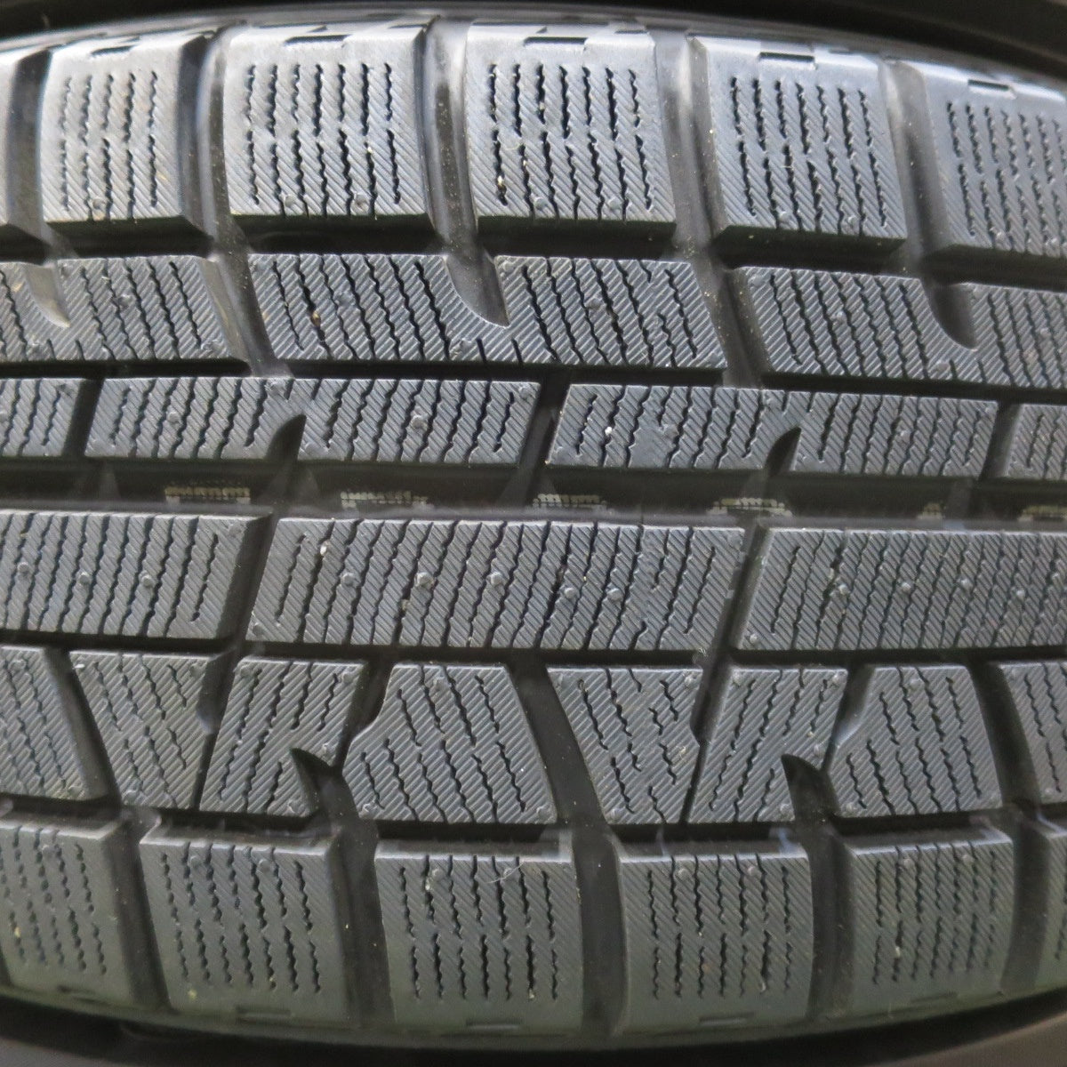 ほぼ未使用★スタッドレス 215/60R17 ヨコハマ アイスガード iG50 プラス MANARAY SPORT マナレイ スポーツ 17インチ PCD114.3/5H★5112110イス