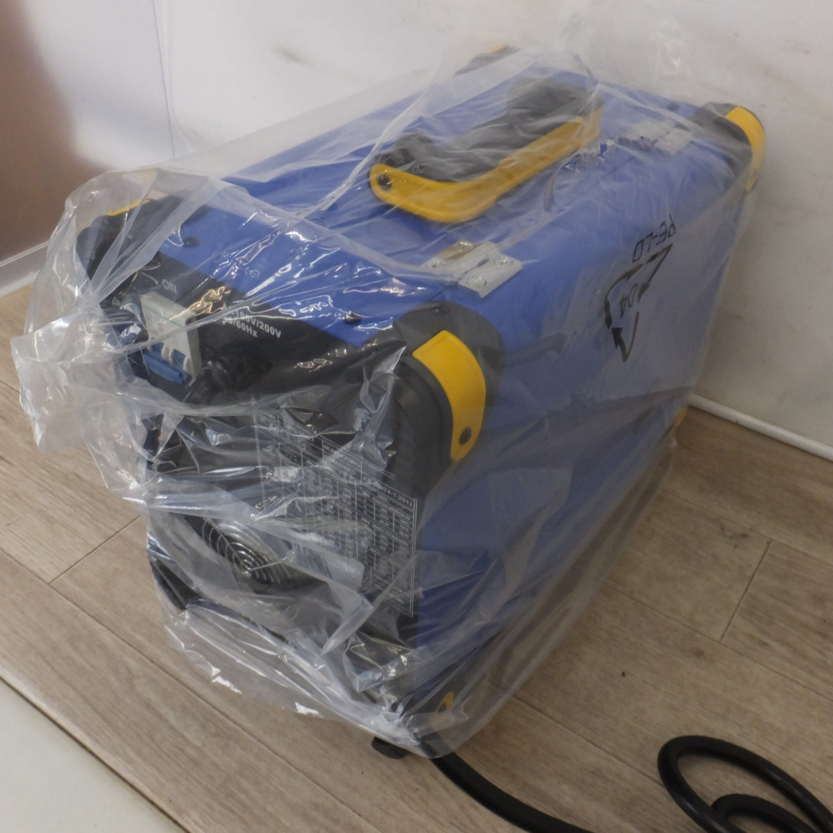 未使用★複合マルチ インバーター式半自動溶接機 MIG-250LT blue　メーカー 不明 中国製　100V～ 200V～★