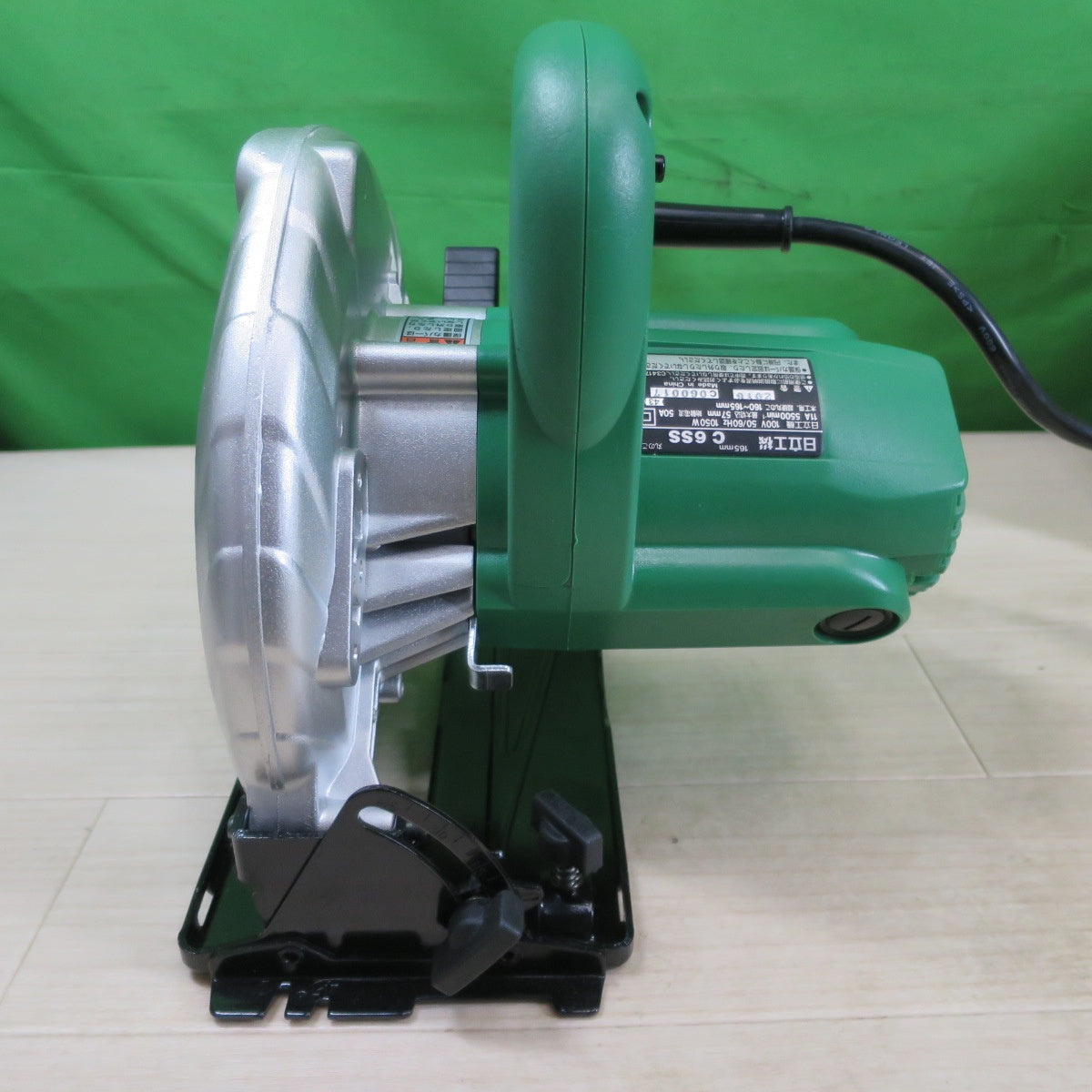 [送料無料] ほぼ未使用！付属品付き☆日立 165mm 丸のこ C6SS 電動 工具 切断機 木工用 丸ノコ マルノコ 丸鋸 HITACHI 100V☆