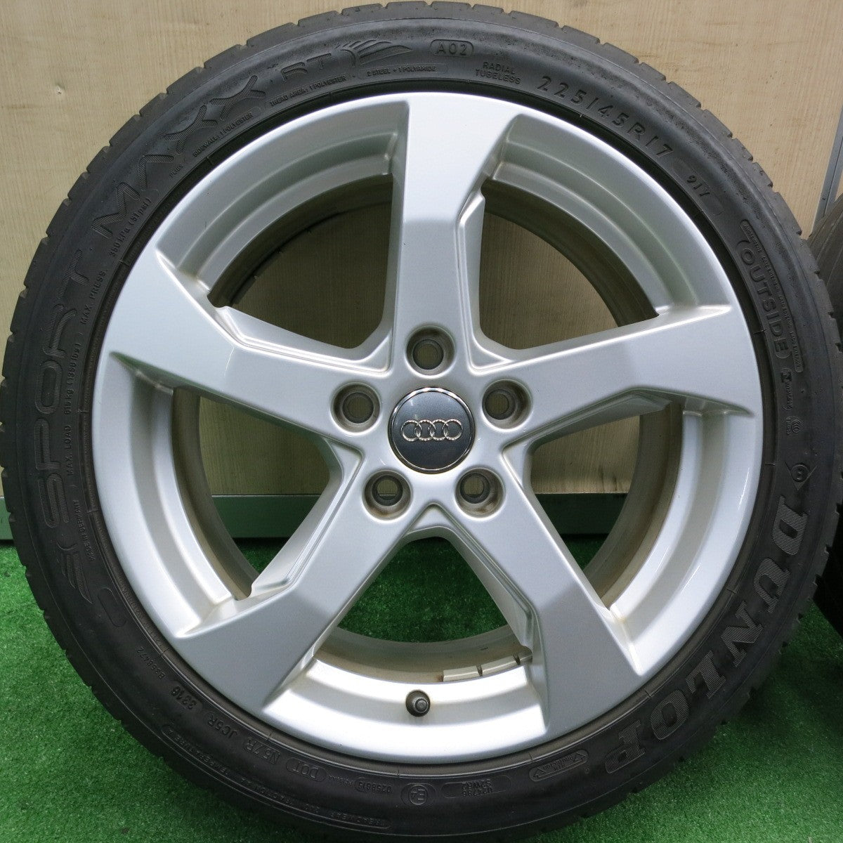 [送料無料] キレイ★アウディ 8V A3 スポーツバック 純正 225/45R17 ダンロップ スポーツマックス RT 17インチ PCD112/5H★4123003HAノ
