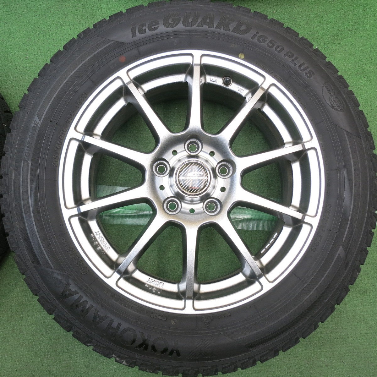バリ溝！キレイ！8.5分◎スタッドレス 215/60R16 ヨコハマ アイスガード iG50 プラス SCHNEIDER ATECH シュナイダー 16インチ PCD114.3/5H◎6091306HAス