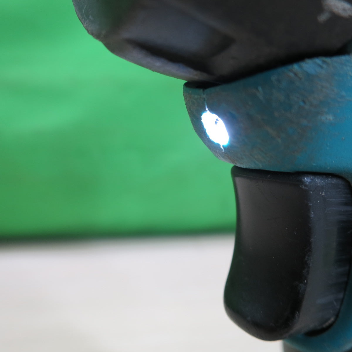 [送料無料] ☆マキタ 充電式 ドライバドリル DF031D 電動 工具 バッテリー BL1015 充電器 DC10SA makita コードレス☆