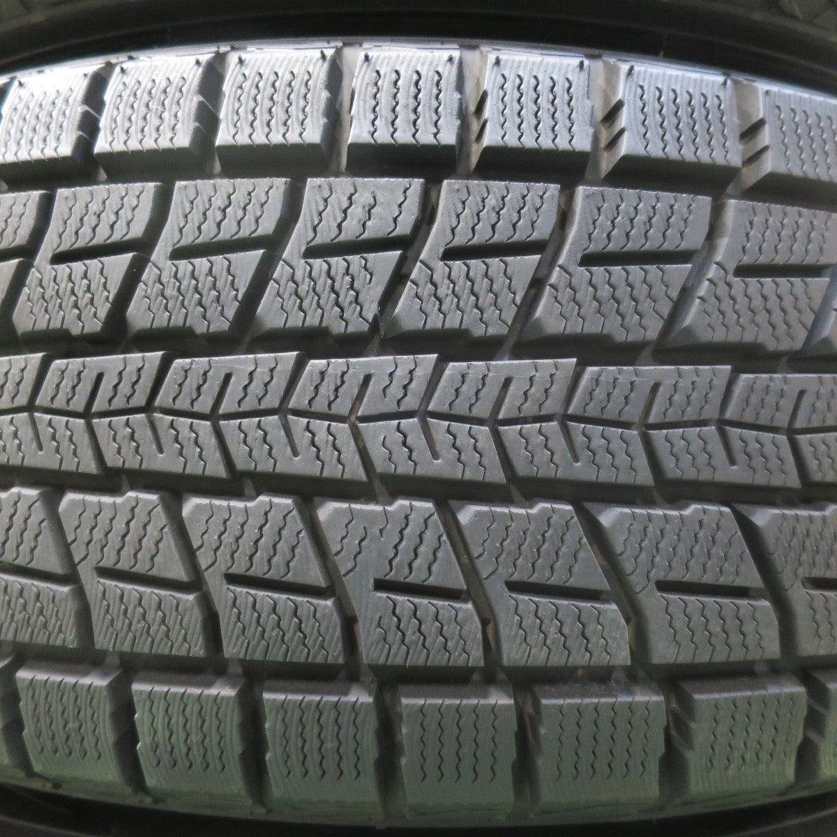 [送料無料] バリ溝！9.5分以上★レクサス 10系 RX 純正 235/55R19 スタッドレス ダンロップ ウインターマックス SJ8 19インチ PCD114.3/5H★5022101イス