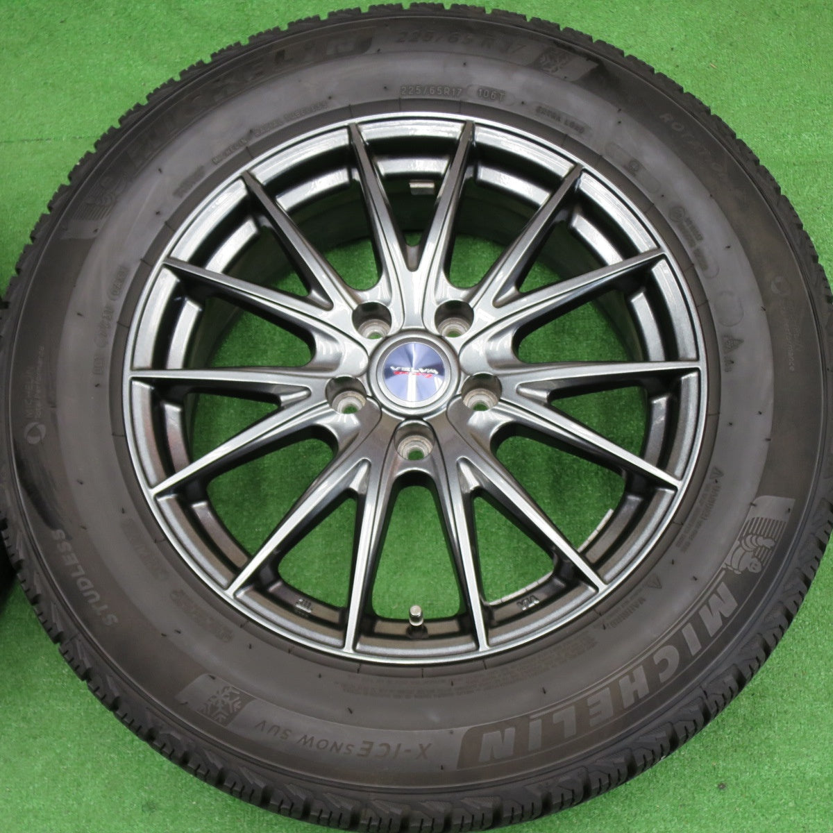 ほぼ未使用！22年！キレイ★スタッドレス 225/65R17 ミシュラン X-ICE SNOW SUV VELVA SPORTZ ヴェルヴァ 17インチ PCD114.3/5H★6022602NKス
