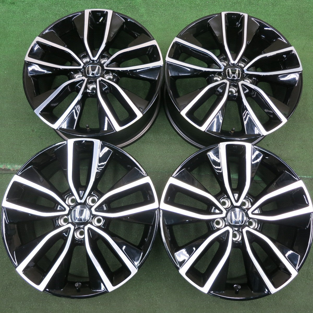*送料無料* 新車外し★ホンダ RV ヴェゼル 純正 ホイール 18インチ 18×7.5J PCD114.3/5H★4060502HAホ