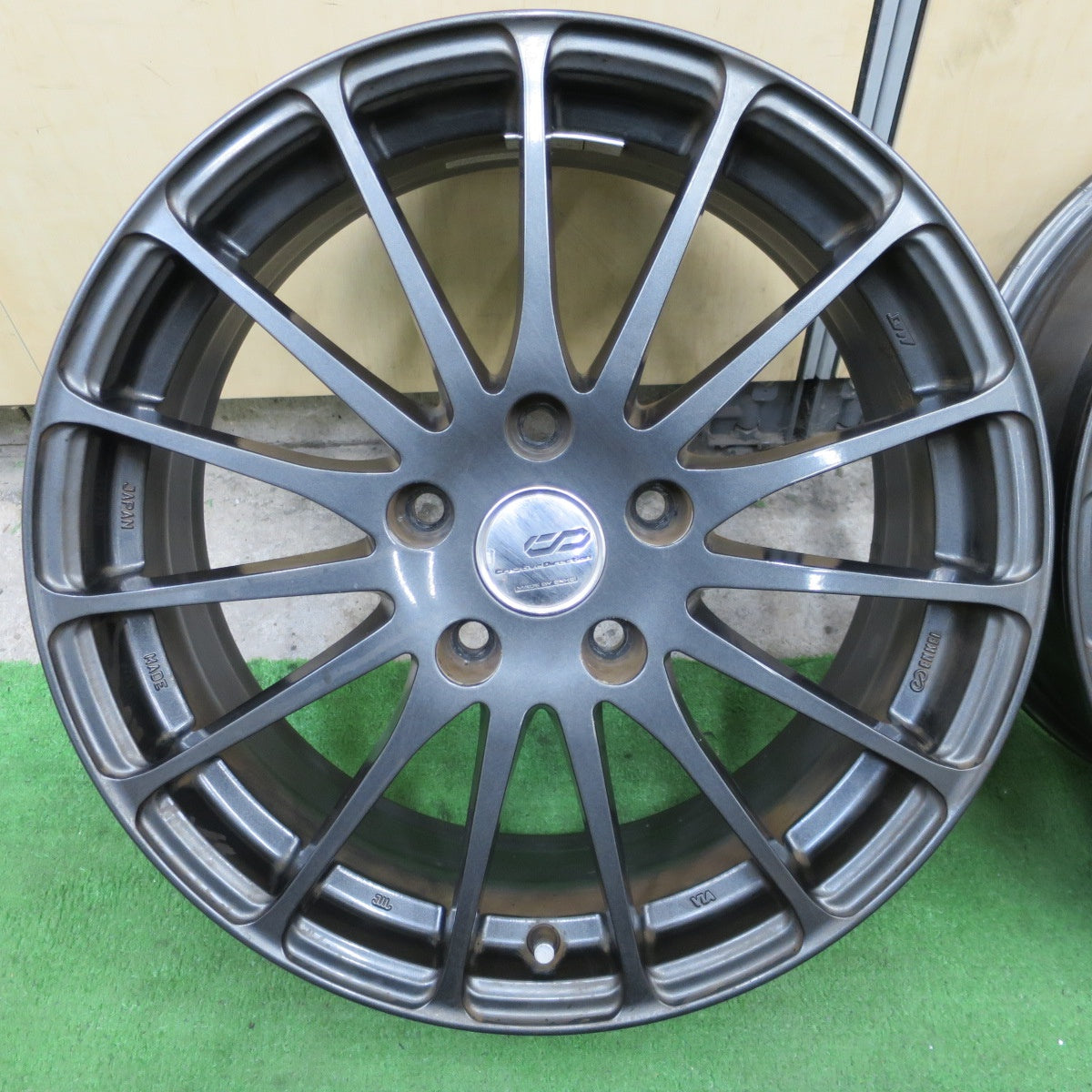 4本価格★Creative Direction ENKEI 17インチ ホイール クリエイティブ ディレクション エンケイ 17×7J PCD114.3/5H★6022802ナホ