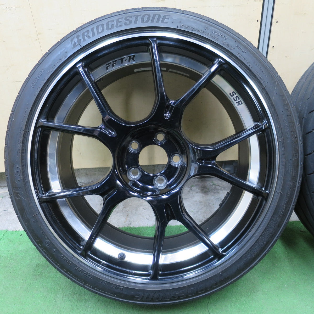 4本価格！23年◎86 BRZ 等 SSR GTX02 FFT-R 225/40R18 ブリヂストン ポテンザ S007A 18インチ PCD100/5H◎6090901NGノ
