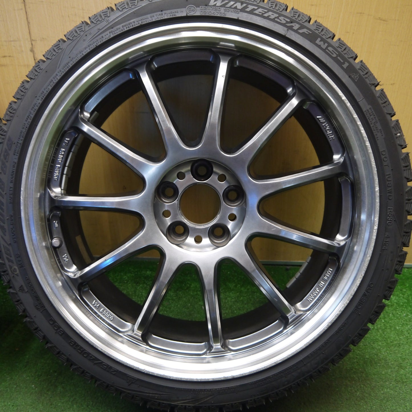 バリ溝！24年！9.5分★プリウス 等 WORK EMOTION 11R 215/40R18 スタッドレス ナンカン WINTERSAF WS-1 ワーク エモーション 18インチ PCD100/5H★6031711Hス