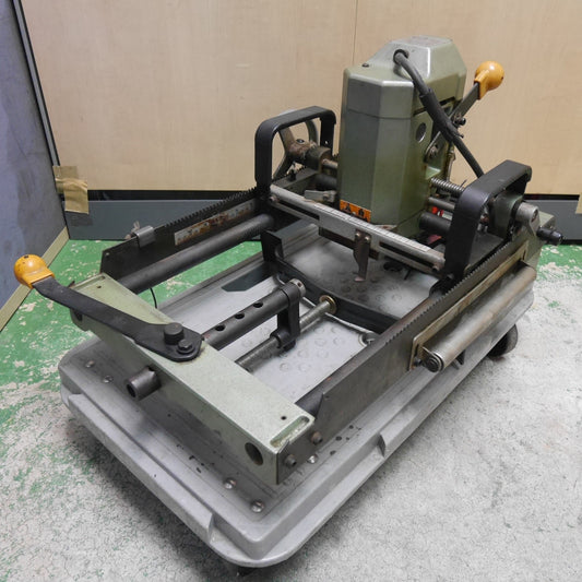 [送料無料] ☆マキタ 大入レ ルーター 2516 電動 工具 大入れ 木材 加工 木工 機械 makita 100V☆