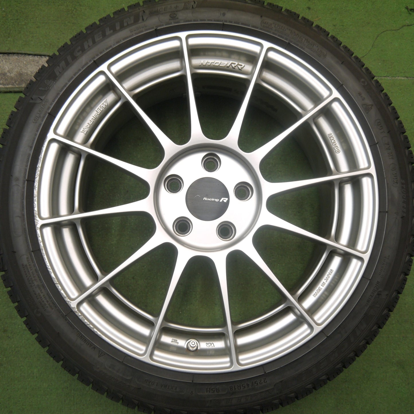 キレイ★ワーゲン 等 ENKEI NT03RR 225/45R18 スタッドレス ミシュラン X-ICE3+ エンケイ 18インチ PCD112/5H★5073003Hス