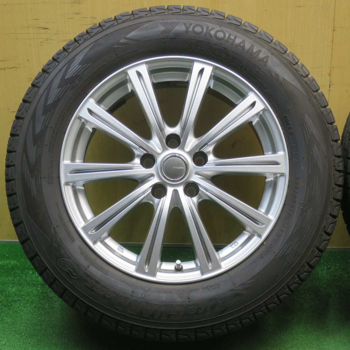 ほぼ未使用！キレイ★スタッドレス 225/65R17 ヨコハマ アイスガード G075 MiLLOUS PS ミルアス 17インチ PCD114.3/5H★6022509NJス