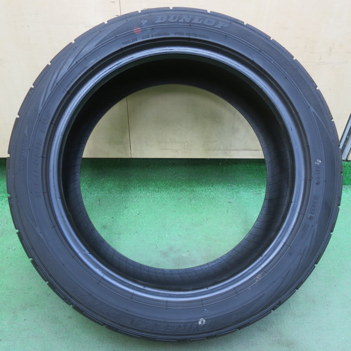 バリ溝！23年！8.5分！1本★195/50R16 ダンロップ DIREZZA DZ102 タイヤ 16インチ ヴィッツ ロードスター スイフト ヤリス 等★6051813イノタ