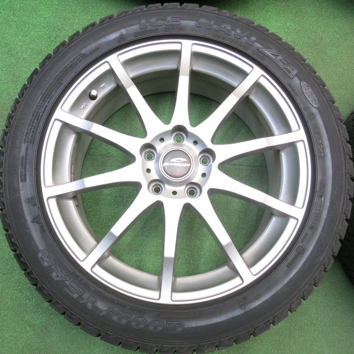 バリ溝！キレイ！9.5分★スタッドレス 225/50R18 グッドイヤー アイスナビ ZEA SCHNEIDER シュナイダー 18インチ PCD114.3/5H★6012203HAス