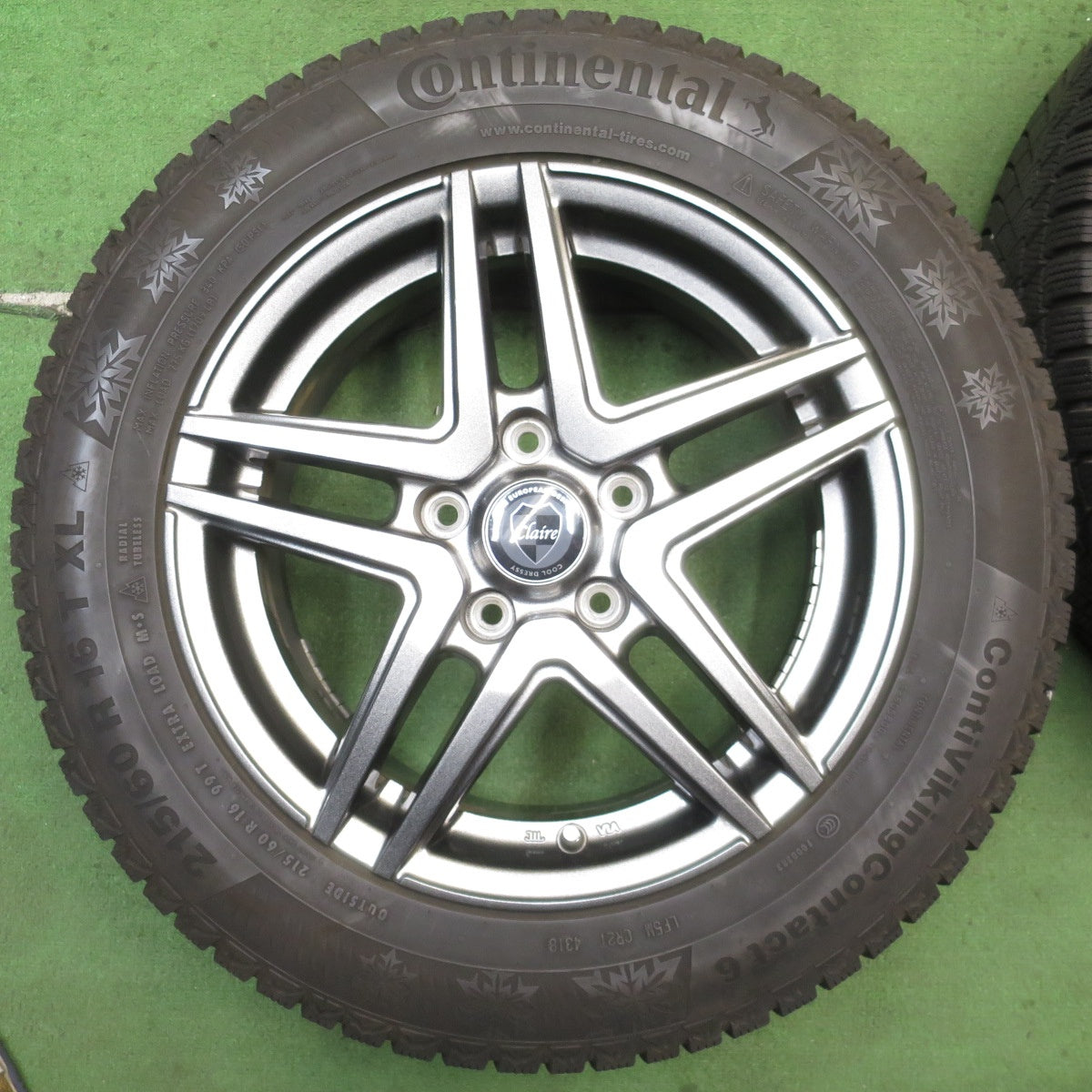 バリ溝！キレイ！9.5分★スタッドレス 215/60R16 コンチネンタル コンチバイキング コンタクト6 Claire クレール 16インチ PCD114.3/5H★5080802NJス