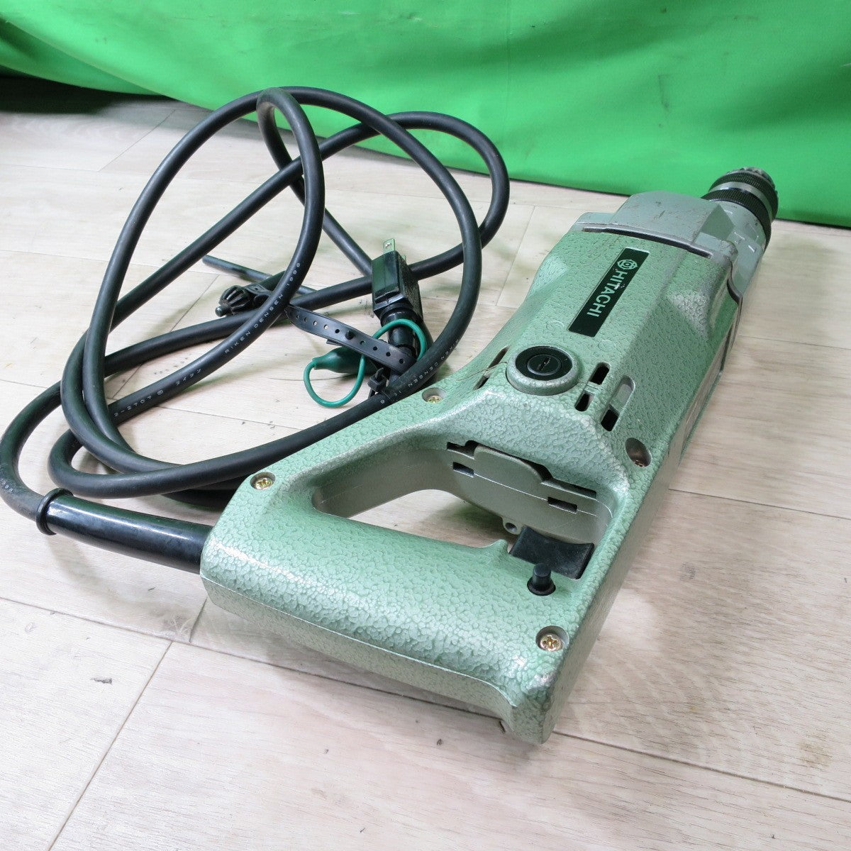 [送料無料] キレイ☆日立工機 12mm 振動 ドリル 100V DV12 ケース付き HITACHI 電動 工具☆