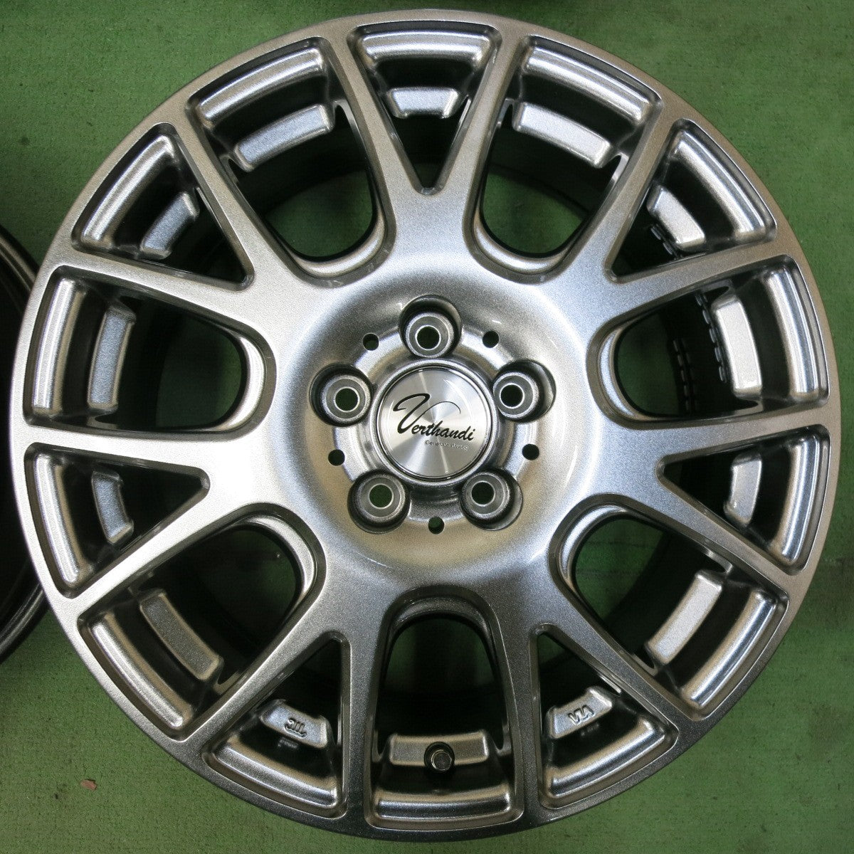 キレイ★インプレッサ 等 Verthandi ホイール 16インチ ヴェルサンディ ヴェルザンディ 16×6.5J PCD100/5H★5042303SYホ