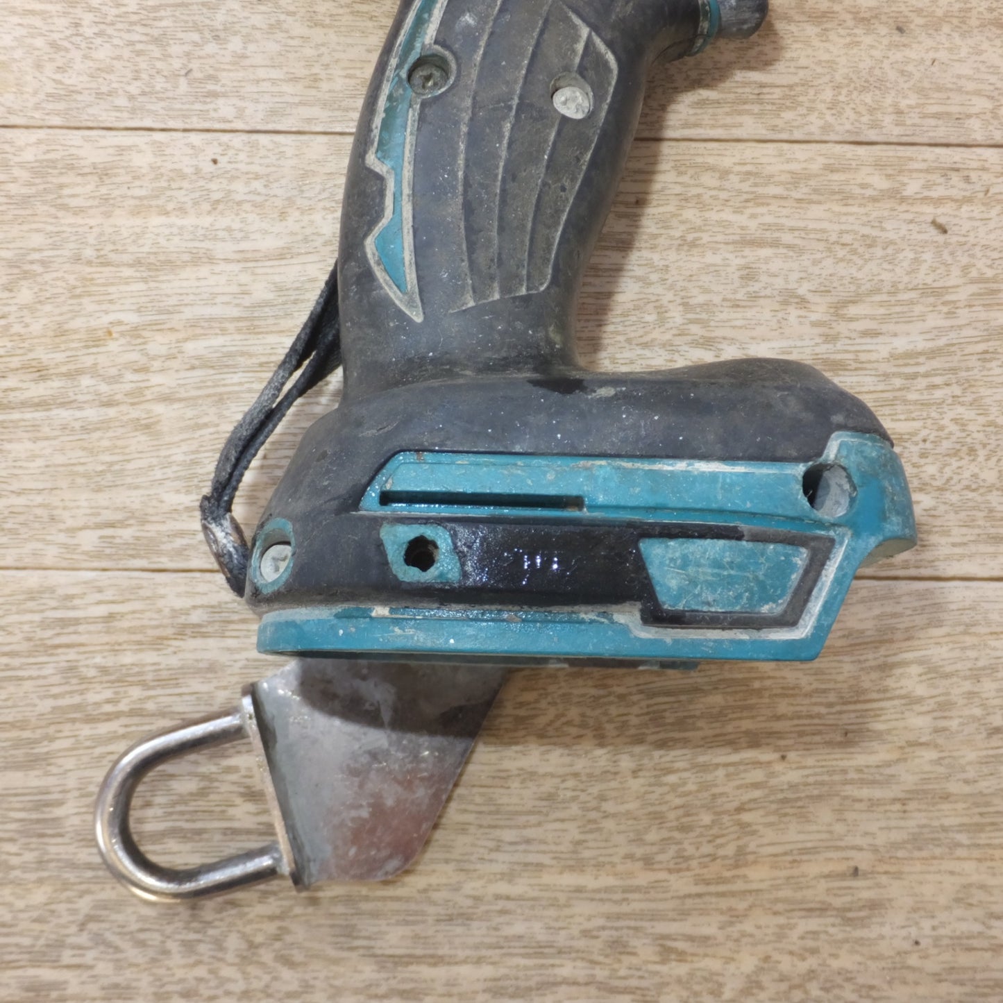 [送料無料] 現状品★マキタ makita 充電式インパクトレンチ TW281D 18V 本体のみ★