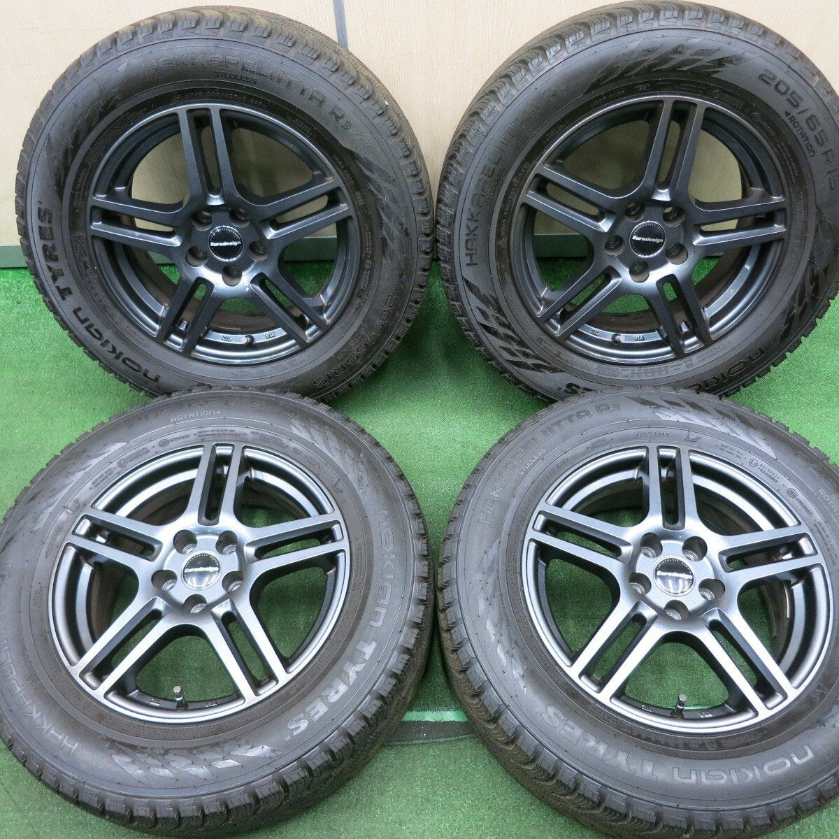 バリ溝！21年！9.5分★スタッドレス 205/65R15 ノキアン ハッカペリッタ R3 Eurodesign ユーロデザイン PCD100/5H★4040309NJス