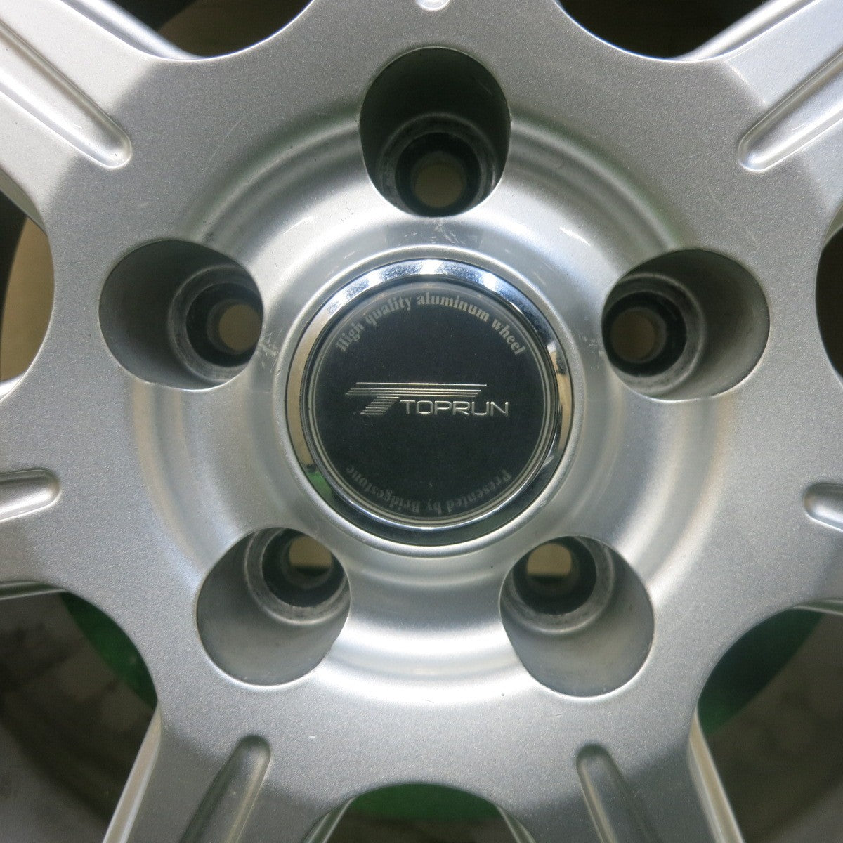 バリ溝！22年！キレイ！9.5分★スタッドレス 205/60R16 ブリヂストン ブリザック VRX3 TOPRUN トップラン 16インチ PCD114.3/5H★5112705SKス